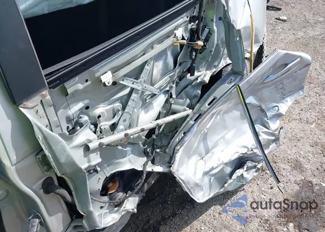 2015 Nissan Rogue Sv z USA, uszkodzony, nr VIN KNMAT2MV8FP531007